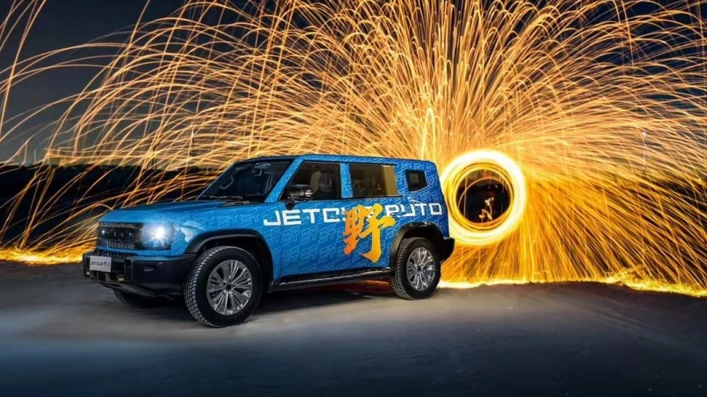 Jetour T-1 официальное фото спереди сбоку