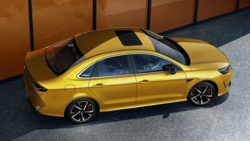 Kaiyi E5 сбоку сверху