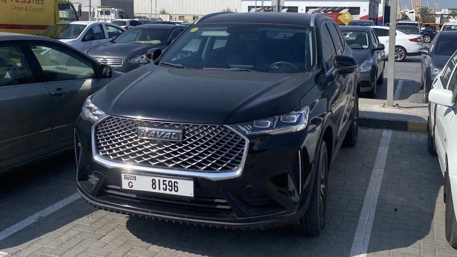китайские автомобили кроссовер Haval H6 в Эмиратах ОАЭ Дубае
