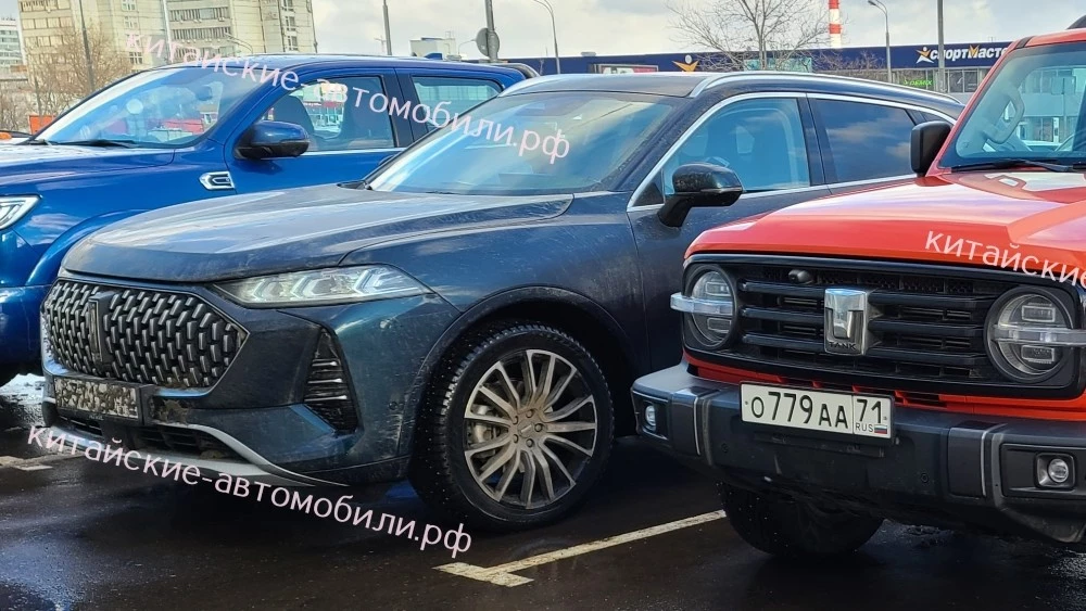 Кроссовер Wey Coffee 01 заметили в России. Это один из самых безопасных автомобилей Европы кроссовер Wey Coffee 01 в России Москве спереди