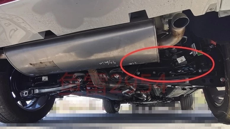 Рестайлинговый кроссовер Exeed LX для внешних рынков полный привод