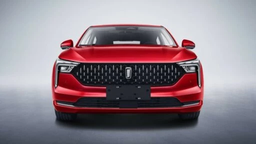 FAW Bestune B70 спереди
