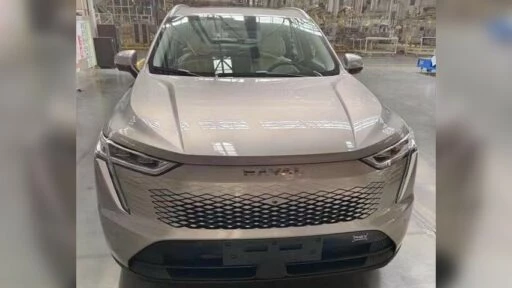 гибридный кроссовер Haval B07 первое фото спереди