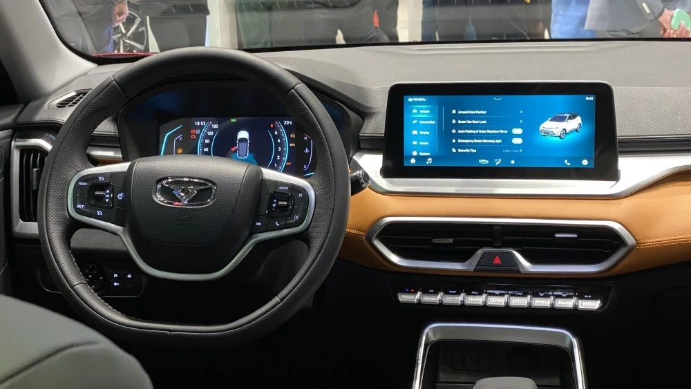 кроссовер Kaiyi X3 Pro в России салон интерьер