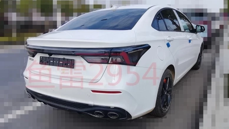 седан Omoda GT дизайн сзади сбоку