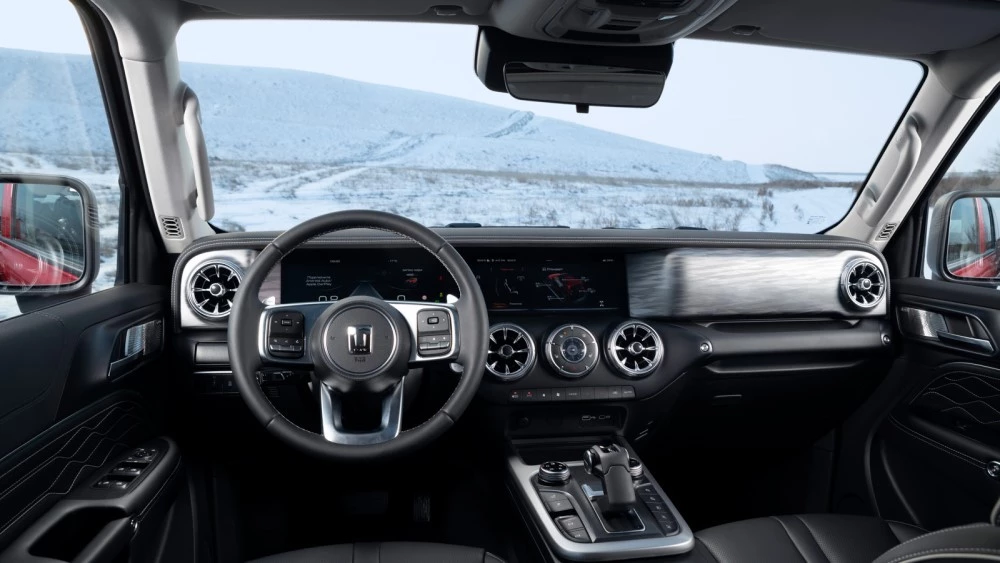 Tank 300 салон интерьер