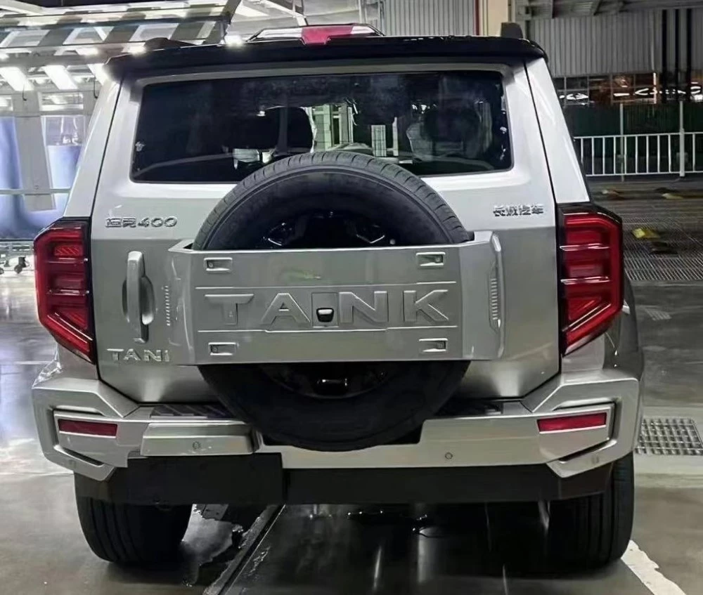 Tank 400 на заводе Great Wall сзади