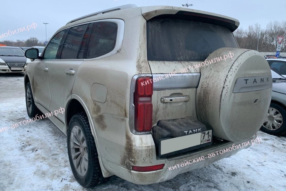 Внедорожник Tank 500 в России сзади сбоку