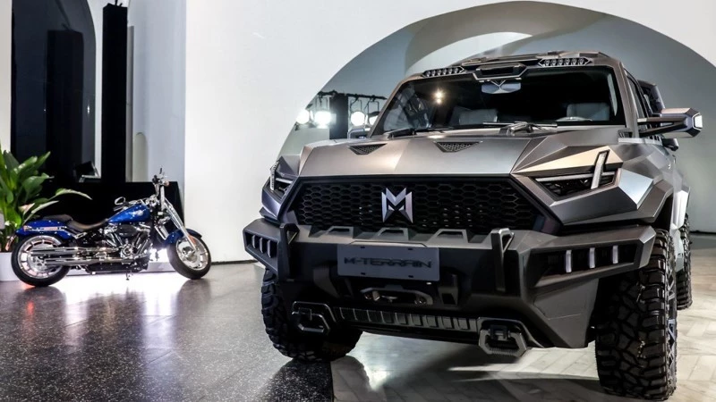 Mengshi M-Hero 917 сбоку спереди