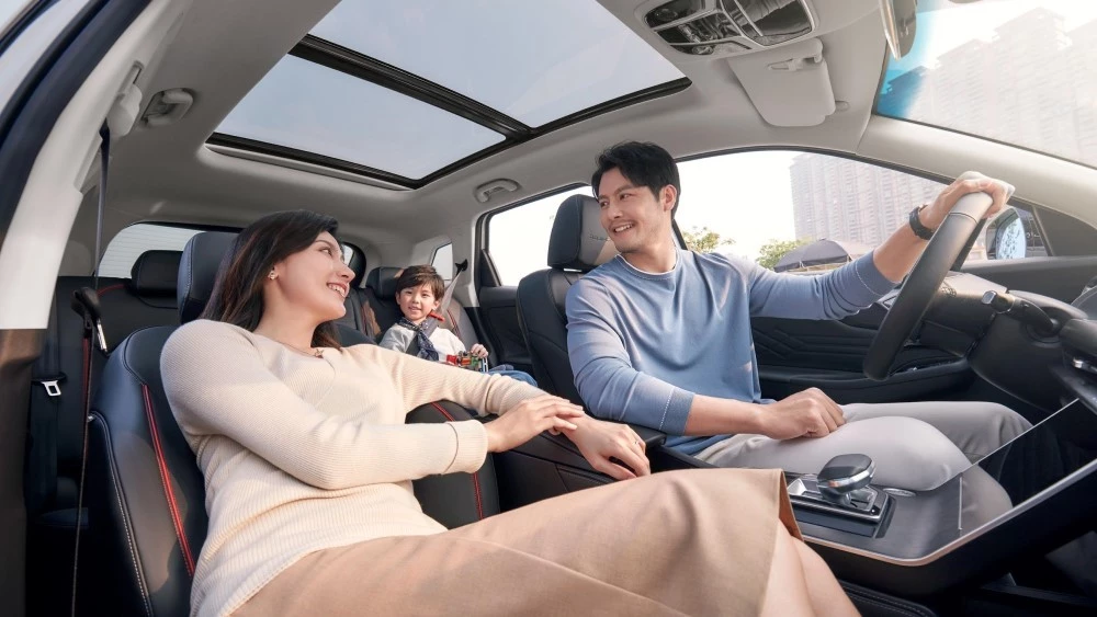 BAIC X7 семейный автомобиль обновленный новый 2023