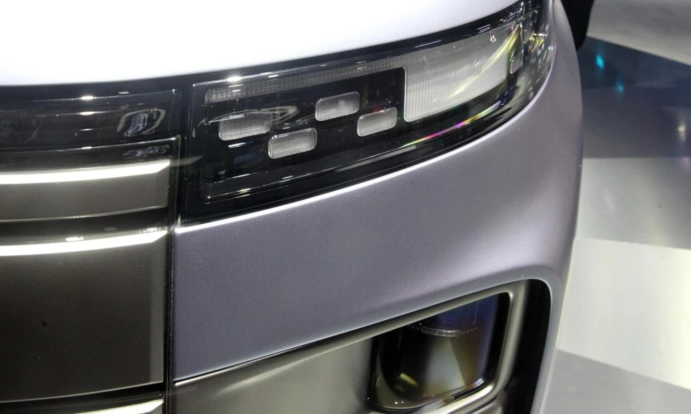 Гибридный кроссовер Chery TJ-1 C-DM на автосалоне в Шанхае фары