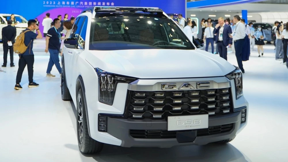 GAC GS8 спецверсия спереди