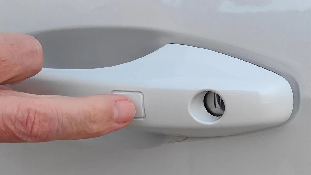 Haval F7 под микроскопом Мишин дверные ручки сенсоры