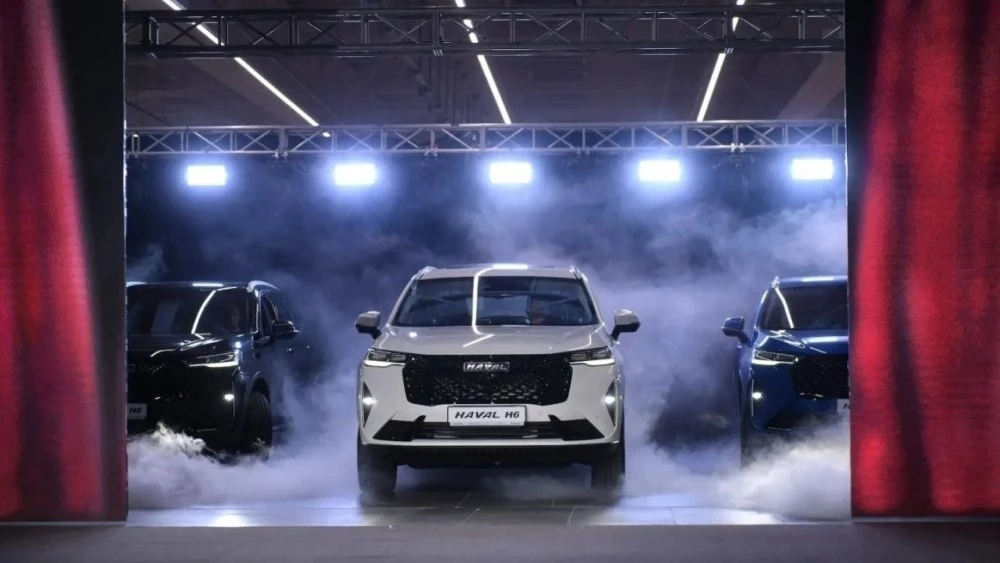 Дважды шесть. Haval привезет в Россию сразу два новых кроссовера новинки Haval 2023