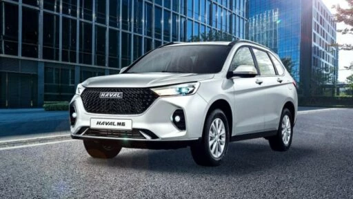 Haval M6 сбоку спереди