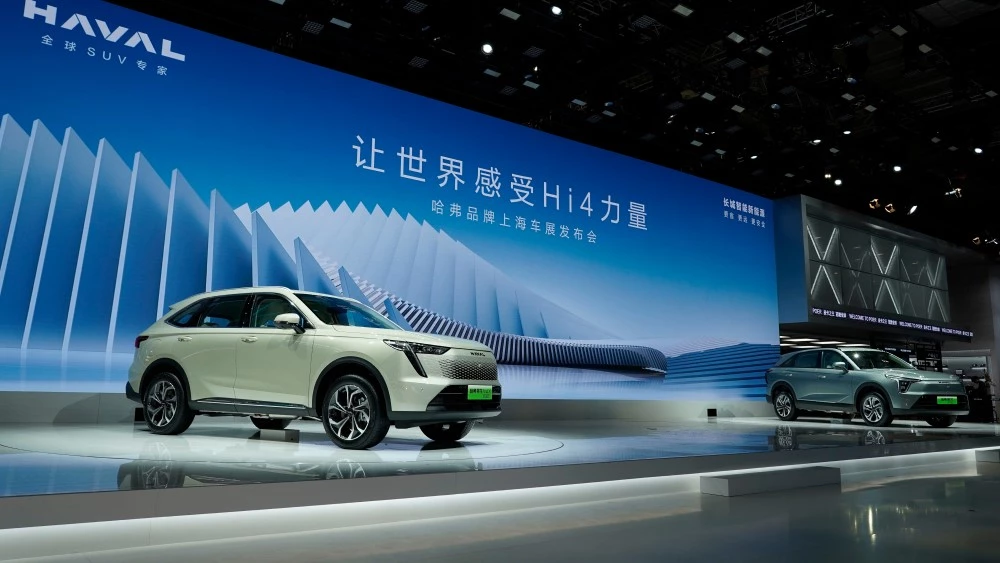 Кроссоверы Haval Xiaolong и Xiaolong Max на автосалоне в Шанхае