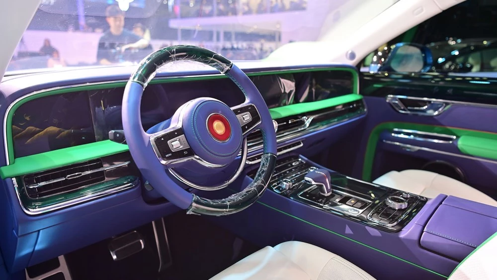 Седан Hongqi L5 нового поколения салон интерьер