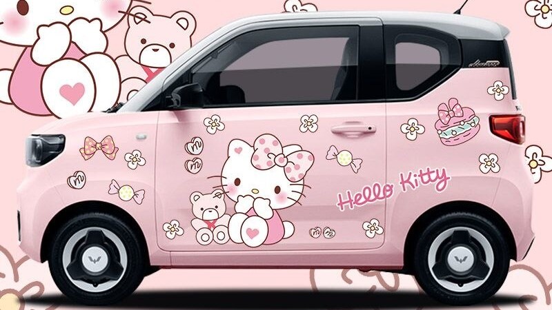 Wuling Hongguang Mini EV в спецверсии Hello Kitty