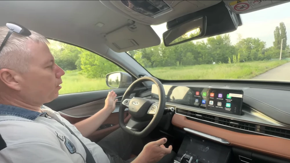 отзывы Chery Tiggo 8 Pro e+ салон