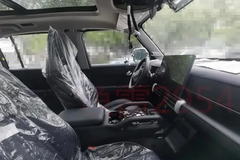 Chery iCar 03 салон интерьер первый ряд