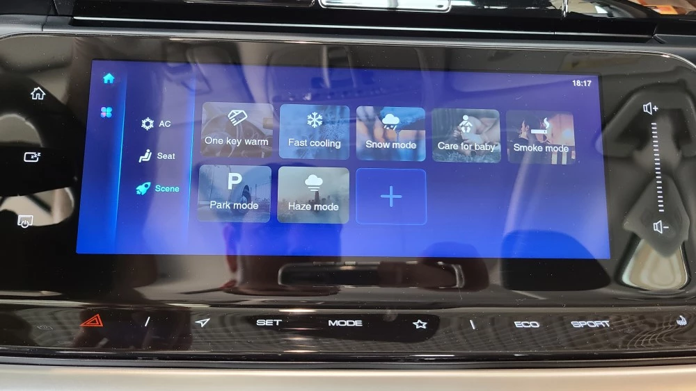 Dongfeng Shine Max в автосалоне мульмедиасистема головное устройство