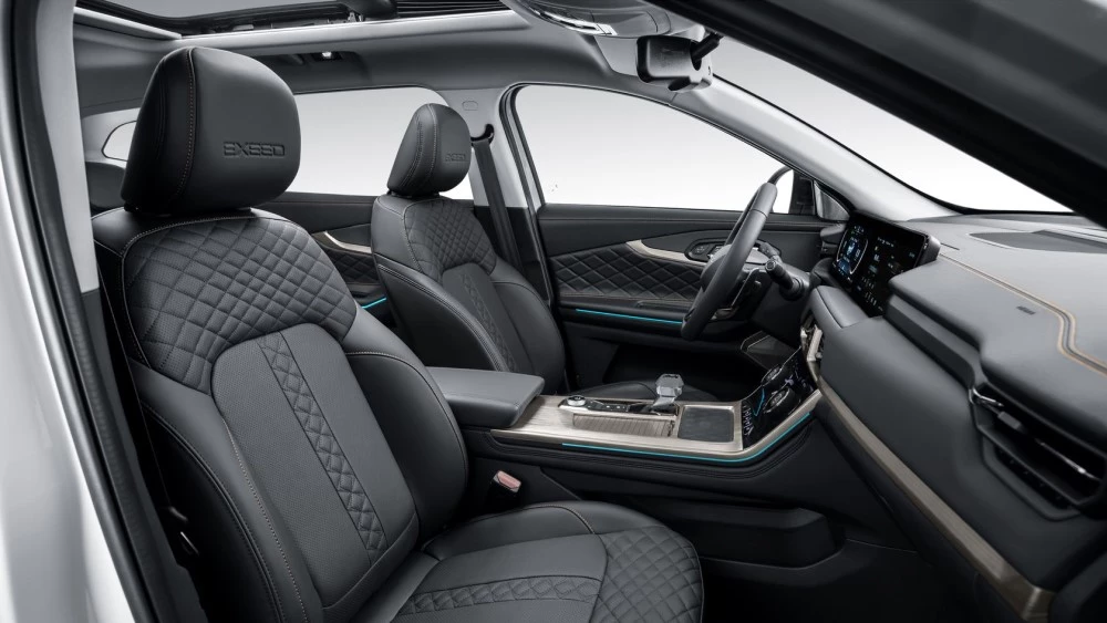 Exeed TXL салон интерьер