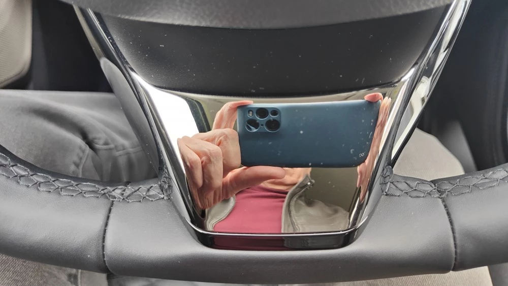 Exeed Txl салон интерьер рулевое колесо