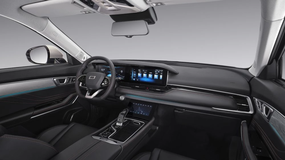 новый FAW Bestune T99 салон интерьер первый ряд