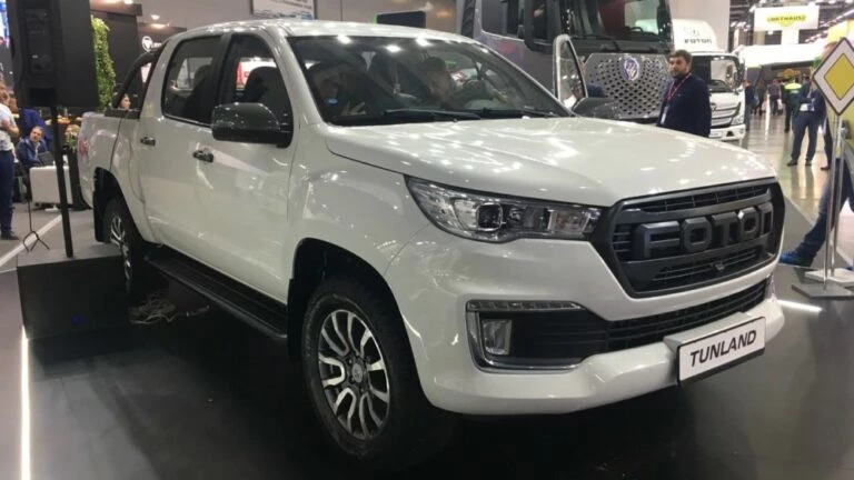 Foton Tunland G7 в России спереди сбоку