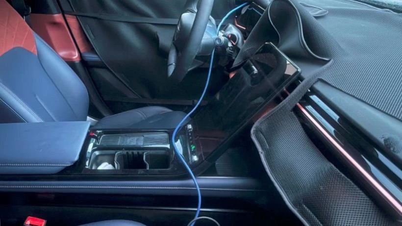 Фамильный дизайн. Интерьер седана Geely Galaxy L6 рассекретили вслед за экстерьером салон Geely Galaxy L6