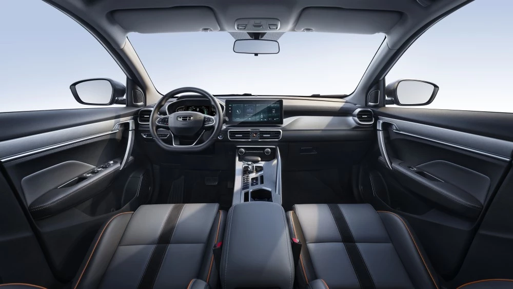 обновленный Geely Coolray 2023 салон интерьер