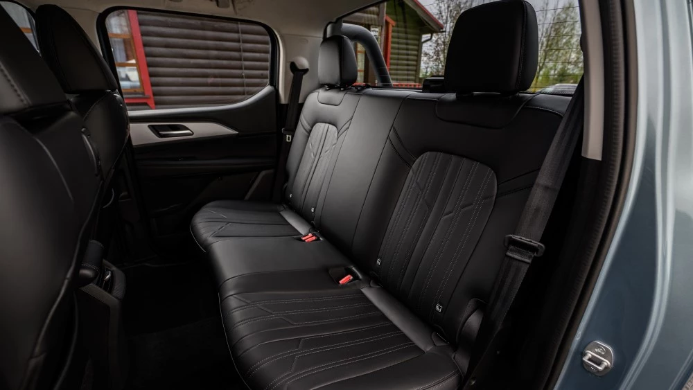 пикап Great Wall Poer KingKong салон интерьер второй ряд