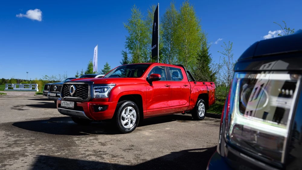 пикап Great Wall Poer KingKong спереди сбоку