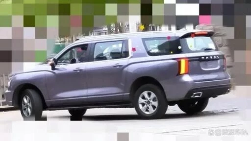 внедорожник Haval H5 сбоку сзади живое фото