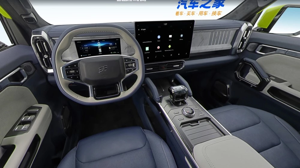 Внедорожник Jetour Traveller T-1 передняя панель салон интерьер