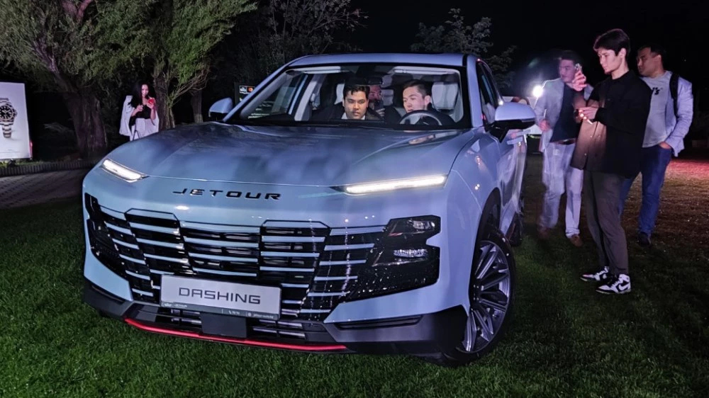 Jetour Dashing в Казахстане сбоку спереди