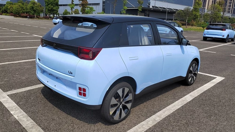 Электромобиль Jiangnan U2