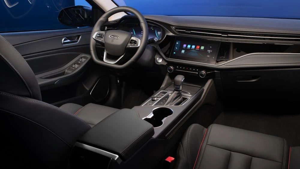 Omoda S5 салон интерьер