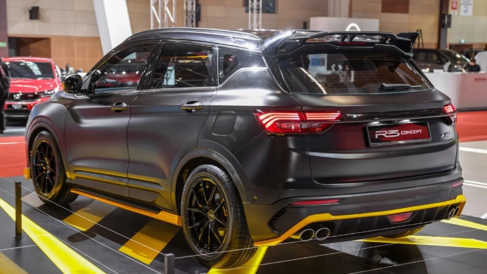 Proton X50 R3 сзади сбоку