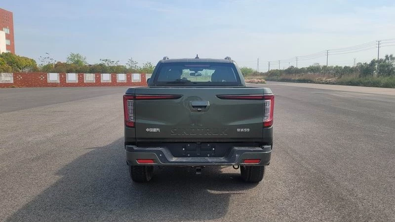 Пикап VGV S6 Howo S6 сзади