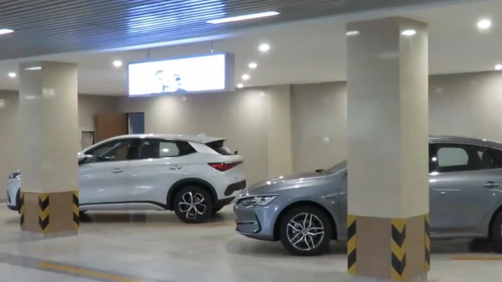 BYD в автосалоне Madusan в столице Северной Корее