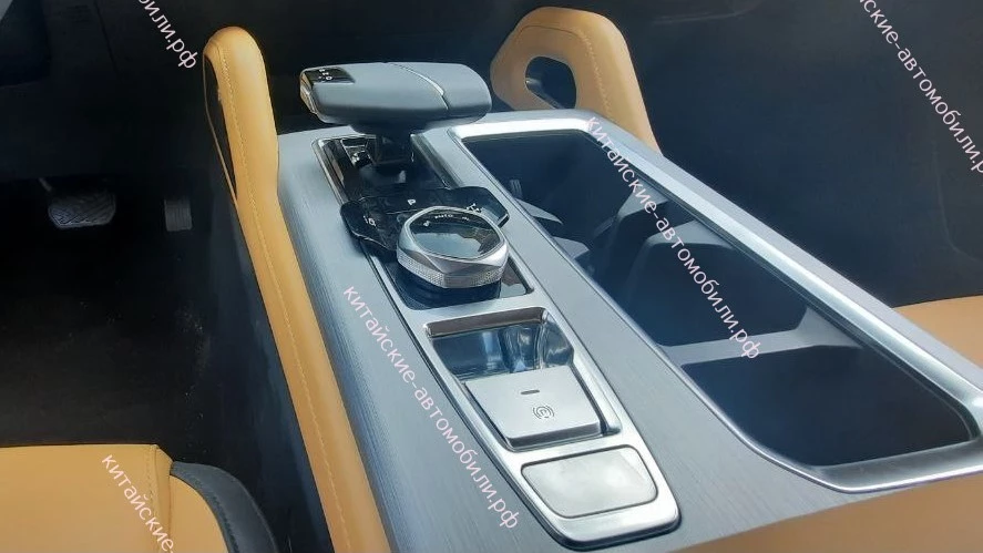 Салон интерьер пикап Changan Hunter Plus