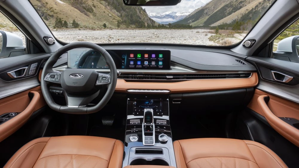 Тест гибридного Chery Tiggo 8 Pro e+ салон интерьер