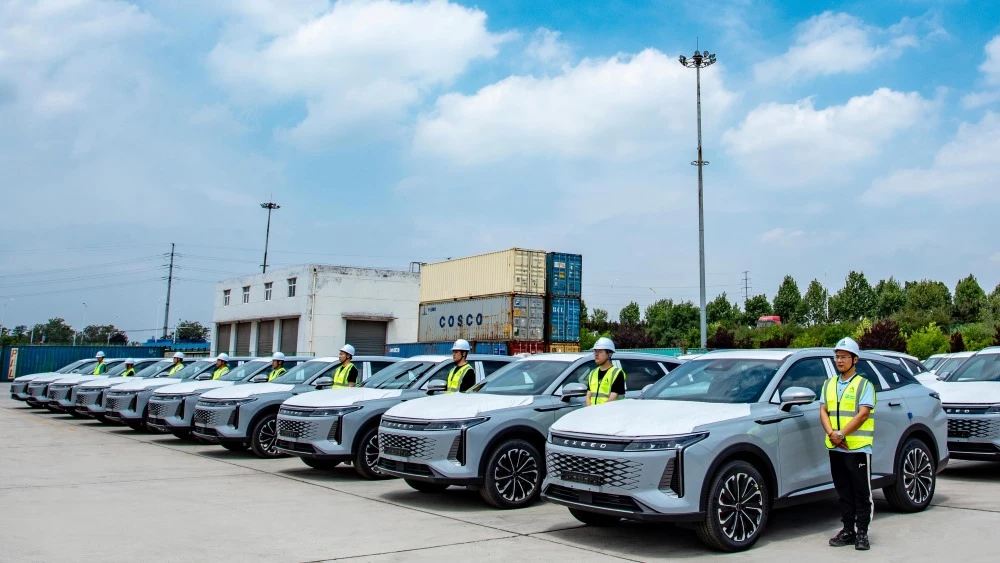 Exeed RX за рубеж старт продаж в России