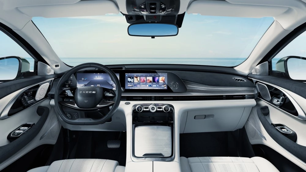 обновленный Exeed TXL фото салон интерьер