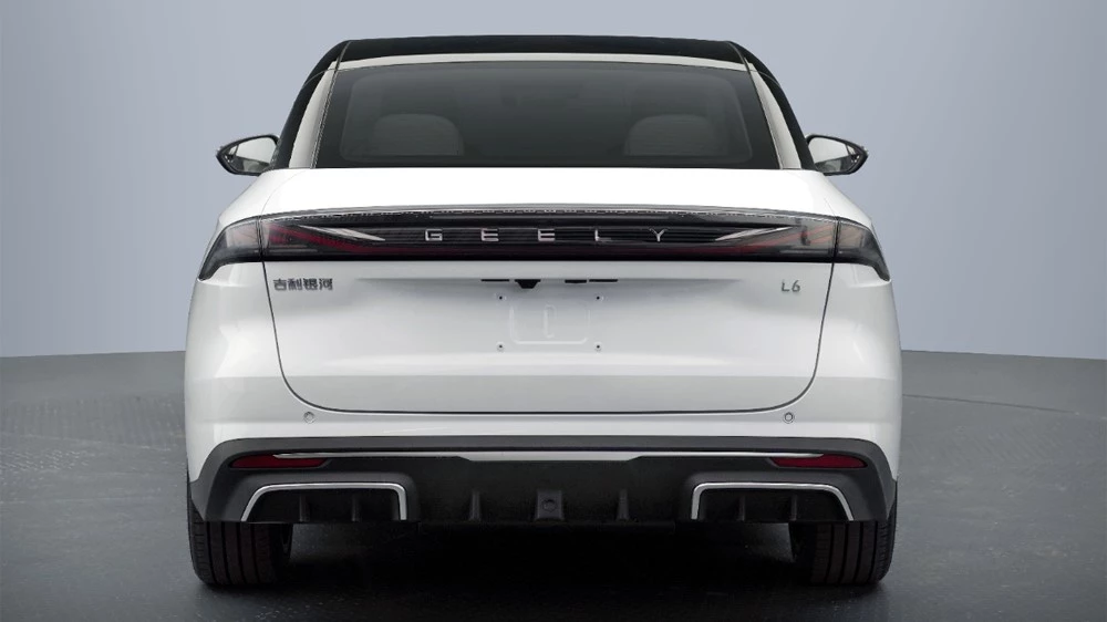 Geely Galaxy L6 сзади