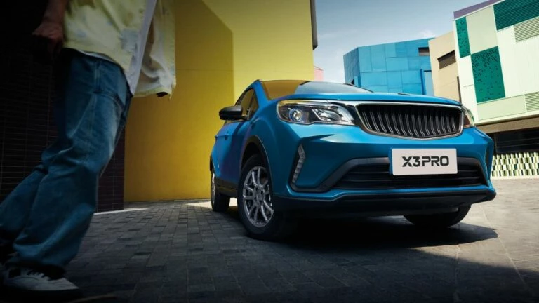 LIVAN Бизнес Кар Битца X3 Pro спереди сбоку