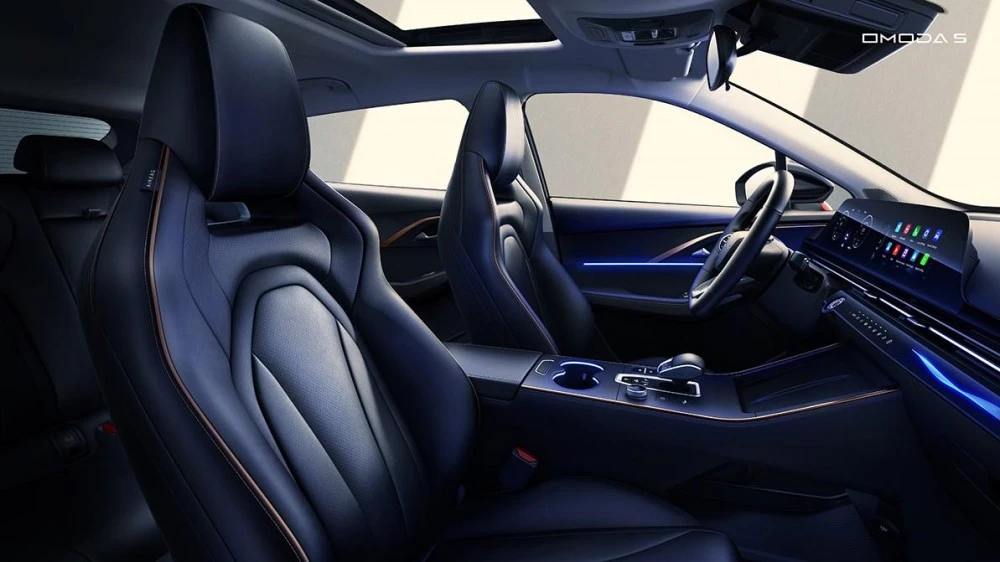 Omoda C5 салон интерьер