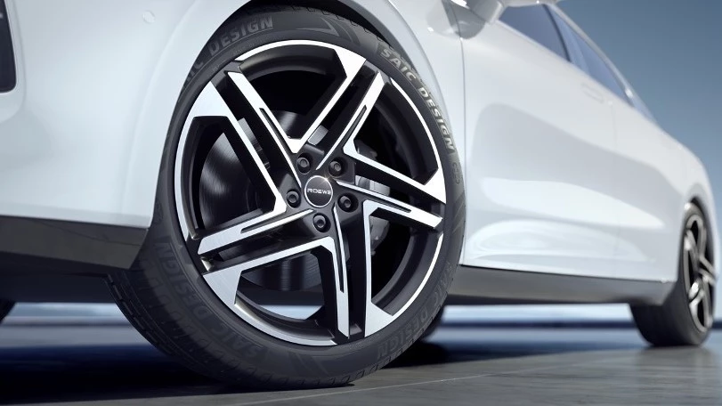 Электрический седан Roewe D7 дизайн диски