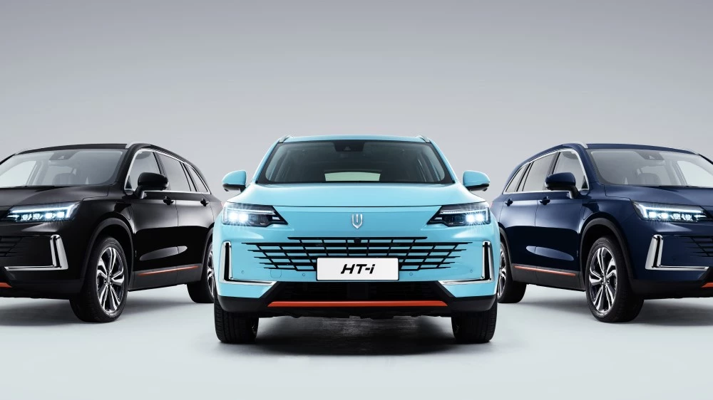 Skywell HT-i спереди разные цвета